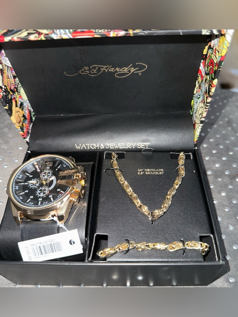 BRAND NEW Ed Hardy Men's watch and jewelry set